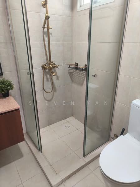 Casablanca, 21 Rosewood Drive, Room Rental, 200 sqft, Condominium For Rent, by Steven Yan, 500168080 - Bathroom - PropertyGuru.com.sg
