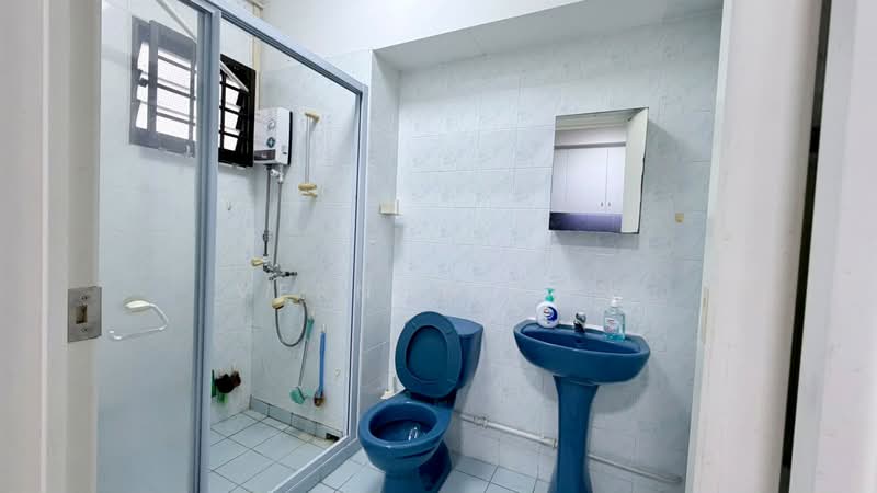 122C Sengkang East Way, 122C Sengkang East Way, 3 Bedrooms, 1,388 sqft, HDB Flat For Rent, by Vernon Sun, 500168081 - Bathroom - PropertyGuru.com.sg