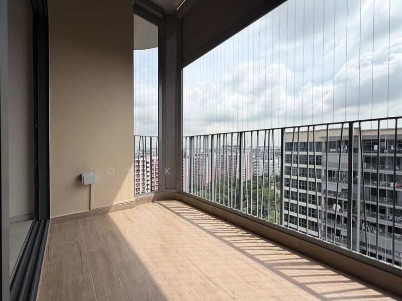 Hundred Palms Residences, 276 Yio Chu Kang Road, 3 Bedrooms, 1,012 sqft, Executive Condominium For Rent, by Low Kian Hoo, 500168083 - Balcony - PropertyGuru.com.sg