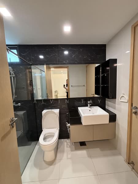 Esparina Residences, 117 Compassvale Bow, 2 Bedrooms, 678 sqft, Executive Condominium For Rent, by Alvin Tay, 500168084 - Bathroom - PropertyGuru.com.sg