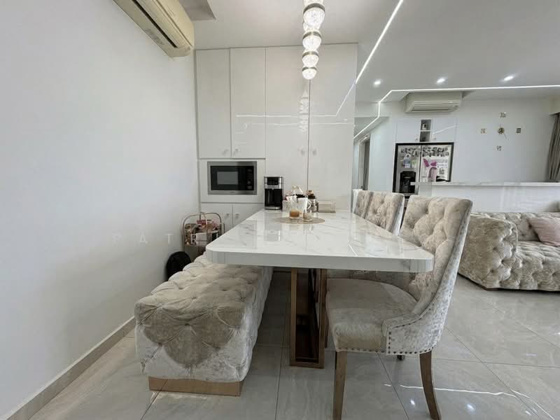 Austville Residences, 11 Sengkang East Avenue, 4 Bedrooms, 1,227 sqft, Executive Condominium For Sale, by Patricia Wong, 500168104 - Dining Room - PropertyGuru.com.sg
