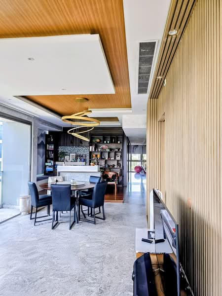 One Robin, 1 Robin Road, 4 Bedrooms, 1,905 sqft, Condominium For Sale, by Daniel Tey, 500168114 - Living Room - PropertyGuru.com.sg