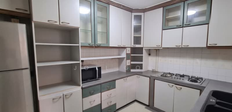 421 Woodlands Street 41, 421 Woodlands Street 41, 3 Bedrooms, 1,119 sqft, HDB Flat For Rent, by Joel Goh, 500168115 - Kitchen - PropertyGuru.com.sg