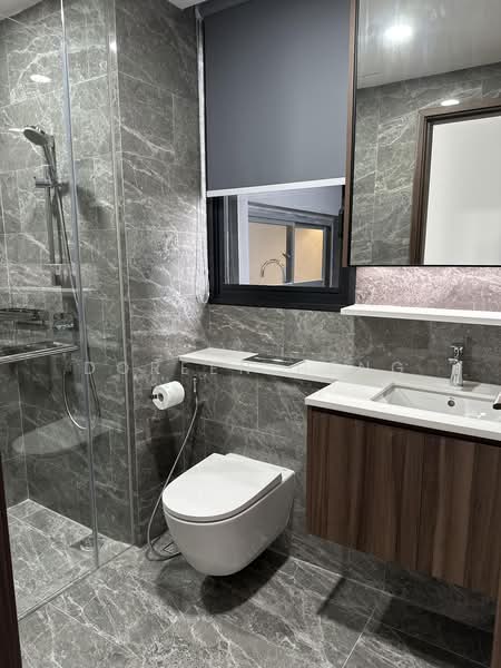 Lentor Modern, Lentor Central, 4 Bedrooms, 980 sqft, Condominium For Sale, by Doreen Heng, 500168117 - Bathroom - PropertyGuru.com.sg
