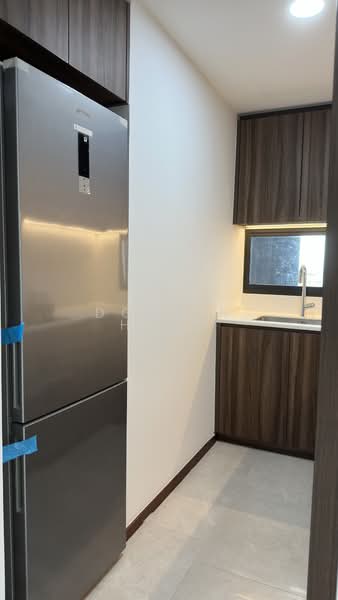 Lentor Modern, Lentor Central, 4 Bedrooms, 980 sqft, Condominium For Sale, by Doreen Heng, 500168117 - Kitchen - PropertyGuru.com.sg