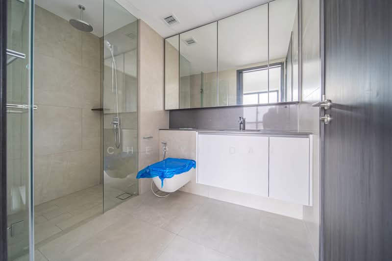 Sky Eden @ Bedok, 1 Bedok Central, 2 Bedrooms, 657 sqft, Condominium For Rent, by Cheryl Dan, 500168122 - Bathroom - PropertyGuru.com.sg