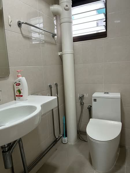 683A Choa Chu Kang Crescent, 683A Choa Chu Kang Crescent, 3 Bedrooms, 1,184 sqft, HDB Flat For Sale, by Don Lim, 500168128 - Bathroom - PropertyGuru.com.sg