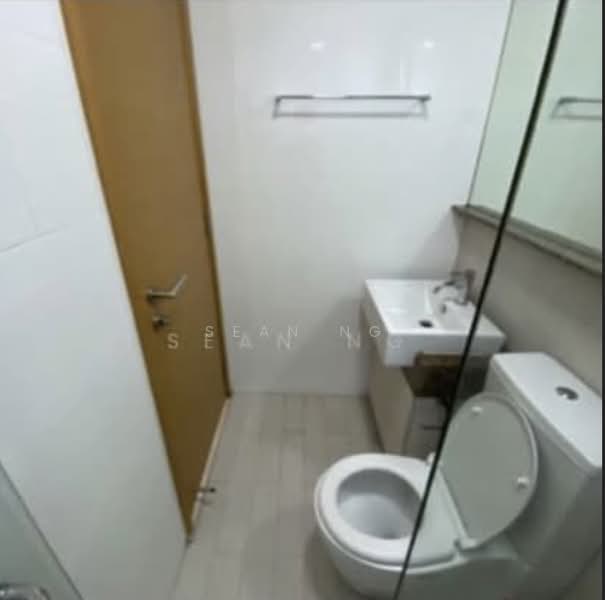 Viz at Holland, 221 Queensway, 2 Bedrooms, 947 sqft, Condominium For Rent, by Sean NG, 500168134 - Bathroom - PropertyGuru.com.sg
