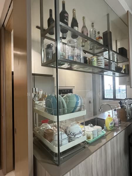 High Park Residences, 27 Fernvale Road, 4 Bedrooms, 1,227 sqft, Condominium For Sale, by Nandini Ng (Regina), 500168136 - Kitchen - PropertyGuru.com.sg