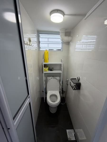 40 Chai Chee Avenue, 40 Chai Chee Avenue, Room Rental, 150 sqft, HDB Flat For Rent, by Rainbow Fan, 500168137 - Bathroom - PropertyGuru.com.sg