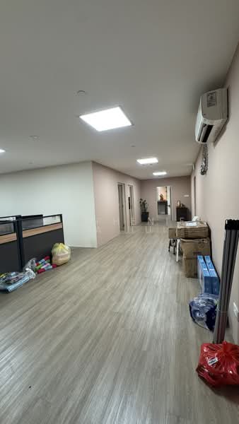 Wave 9, 71 Woodlands Industrial Park E9, 11,345 sqft, Light Industrial (B1) For Sale, by Stephenie Jia Hui, 500168141 - Corridor - CommercialGuru.com.sg