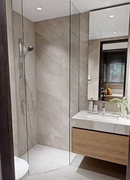 The Hillshore, 292 Pasir Panjang Rd, 3 Bedrooms, 1,055 sqft, Condominium For Sale, by Tracy Wang, 500168152 - Bathroom - PropertyGuru.com.sg