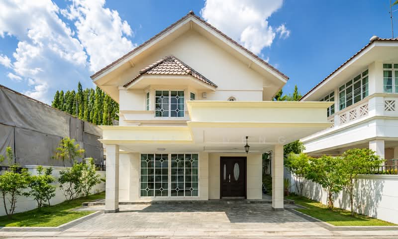 Gentle Villas, Gentle Drive, 5 Bedrooms, 2,900 sqft, Detached House For Sale, by Steven Deng, 500168154 - Exterior - PropertyGuru.com.sg