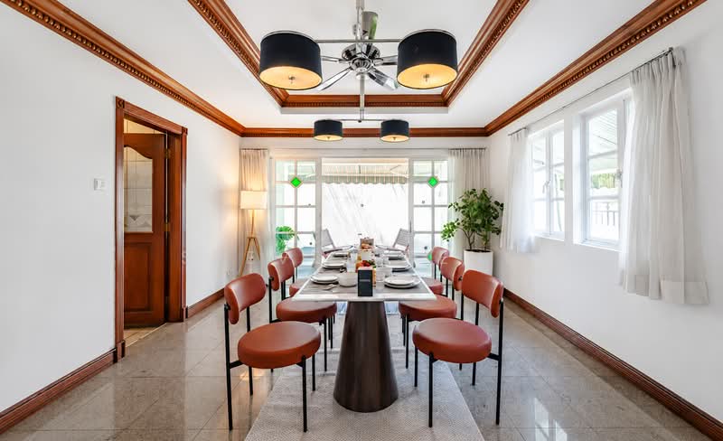 Gentle Villas, Gentle Drive, 5 Bedrooms, 2,900 sqft, Detached House For Sale, by Steven Deng, 500168154 - Dining Room - PropertyGuru.com.sg