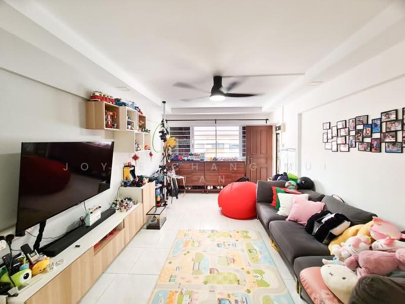 107 Potong Pasir Avenue 1, 107 Potong Pasir Avenue 1, Macpherson / Potong Pasir, 3 Bedrooms, 1,109 sqft, HDB Flat For Sale, by Joyce Chang Mui Lian, 500168157 - Living Room - PropertyGuru.com.sg