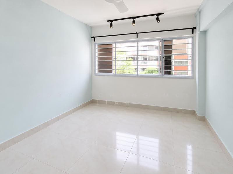 107 Potong Pasir Avenue 1, 107 Potong Pasir Avenue 1, Macpherson / Potong Pasir, 3 Bedrooms, 1,109 sqft, HDB Flat For Sale, by Joyce Chang Mui Lian, 500168157 - Bedroom 1 (Bare) - PropertyGuru.com.sg