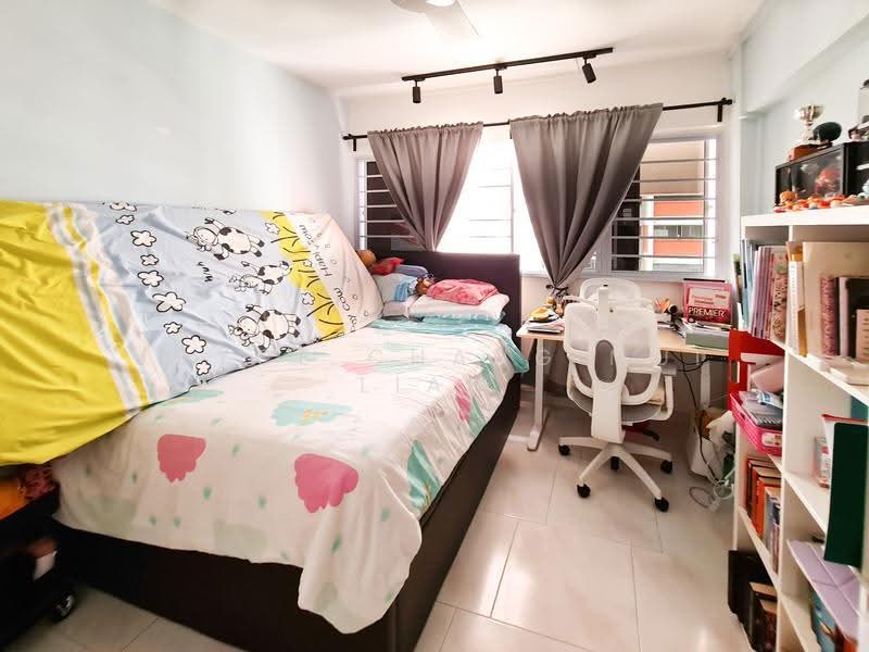 107 Potong Pasir Avenue 1, 107 Potong Pasir Avenue 1, Macpherson / Potong Pasir, 3 Bedrooms, 1,109 sqft, HDB Flat For Sale, by Joyce Chang Mui Lian, 500168157 - Bedroom 1 - PropertyGuru.com.sg