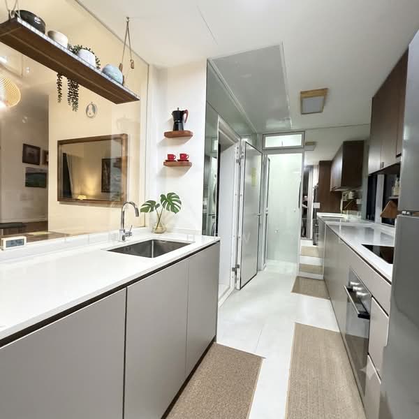 Kent Ridge Hill Residences, 56F South Buona Vista Road, 3 Bedrooms, 1,044 sqft, Condominium For Rent, by Lim Chew Yee, 500168158 - Kitchen - PropertyGuru.com.sg