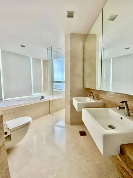 Saint Thomas Suites, 31 St. Thomas Walk, 4 Bedrooms, 2,013 sqft, Condominium For Rent, by Mike Chin, 500168163 - Bathroom - PropertyGuru.com.sg