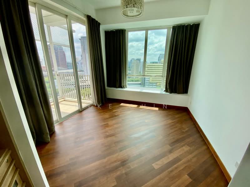 Saint Thomas Suites, 31 St. Thomas Walk, 4 Bedrooms, 2,013 sqft, Condominium For Rent, by Mike Chin, 500168163 - Balcony - PropertyGuru.com.sg