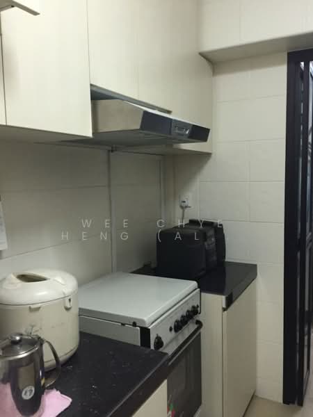 441B Clementi Avenue 3, 441B Clementi Avenue 3, Room Rental, 150 sqft, HDB Flat For Rent, by Wee Chye Heng (Alan Wee), 500168168 - Kitchen - PropertyGuru.com.sg