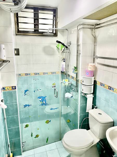 627 Senja Road, 627 Senja Road, 3 Bedrooms, 1,001 sqft, HDB Flat For Sale, by Jaslin Lee, 500168171 - Bathroom - PropertyGuru.com.sg