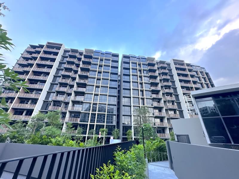 Norwood Grand, 10 Champions Way, 4 Bedrooms, 1,313 sqft, Condominium For Sale, by Xavier Aw (欧伟廷), 500168174 - Exterior - PropertyGuru.com.sg