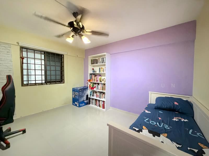 202 Marsiling Drive, 202 Marsiling Drive, 3 Bedrooms, 1,033 sqft, HDB Flat For Sale, by Timothy Choo Jun Hong, 500168175 - Bedroom - PropertyGuru.com.sg