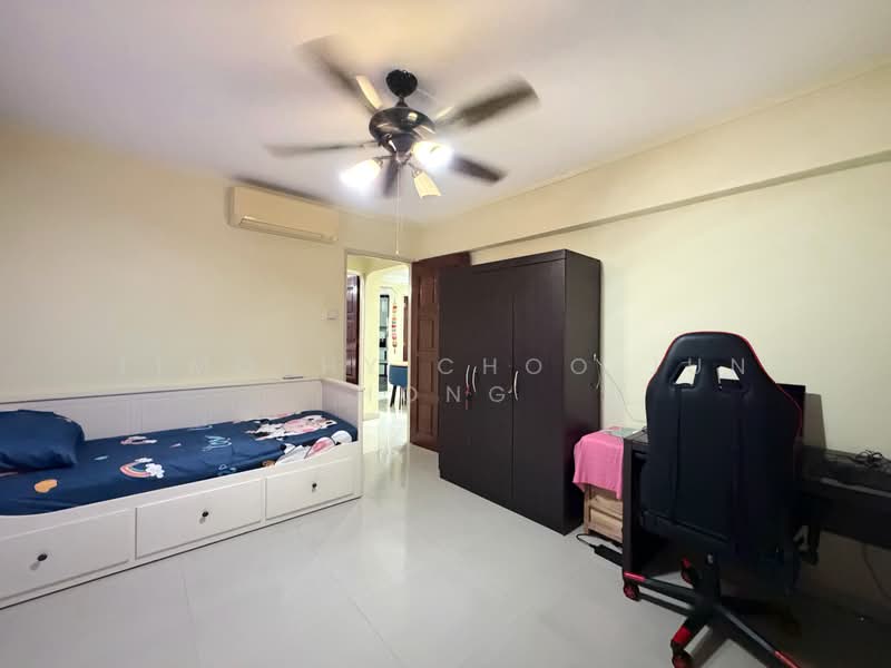 202 Marsiling Drive, 202 Marsiling Drive, 3 Bedrooms, 1,033 sqft, HDB Flat For Sale, by Timothy Choo Jun Hong, 500168175 - Bedroom - PropertyGuru.com.sg