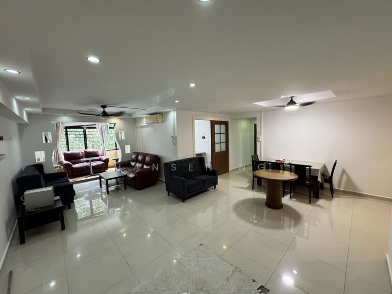 285D Toh Guan Road, 285D Toh Guan Road, 4 Bedrooms, 1,539 sqft, HDB Flat For Rent, by Hansen Ng, 500168176 - Living Room with Balcony - PropertyGuru.com.sg