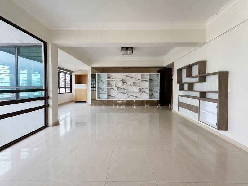 Bedok Court, 295 Bedok South Avenue 3, 7 Bedrooms, 6,210 sqft, Condominium For Rent, by Hazel Chan, 500168179 - Living Room - PropertyGuru.com.sg