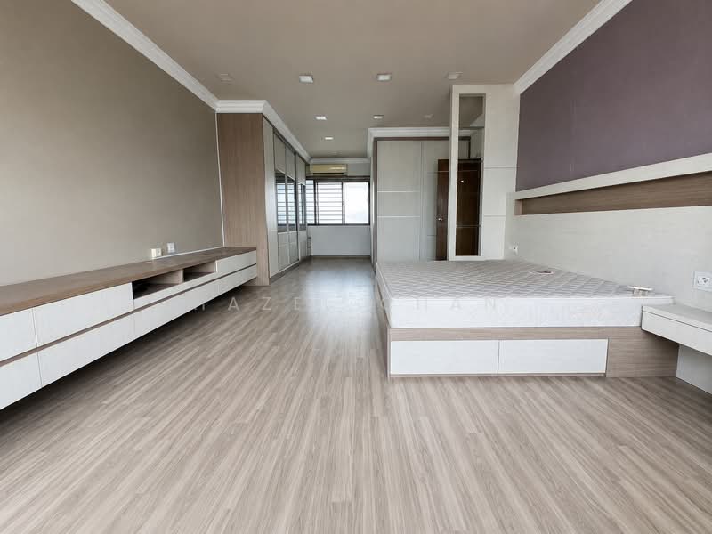 Bedok Court, 295 Bedok South Avenue 3, 7 Bedrooms, 6,210 sqft, Condominium For Rent, by Hazel Chan, 500168179 - Bedroom - PropertyGuru.com.sg