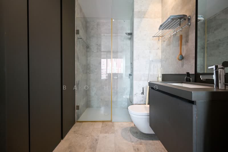 OUE Twin Peaks, 33 Leonie Hill Road, 1 Bedroom, 549 sqft, Condominium For Sale, by Bao Hui Ng, 500168187 - Bathroom - PropertyGuru.com.sg