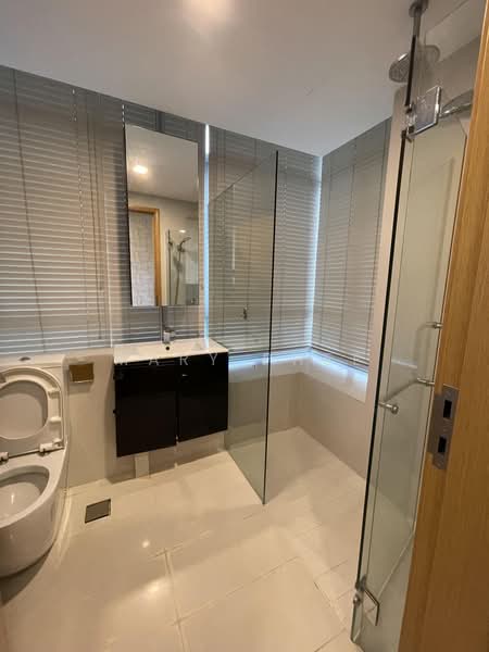 The Coterie at Holland, 72 Holland Road, 2 Bedrooms, 807 sqft, Condominium For Sale, by Mary Phee, 500168189 - Master Bathroom - PropertyGuru.com.sg