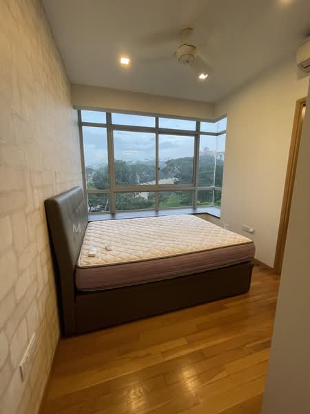 The Coterie at Holland, 72 Holland Road, 2 Bedrooms, 807 sqft, Condominium For Sale, by Mary Phee, 500168189 - Master Bedroom - PropertyGuru.com.sg
