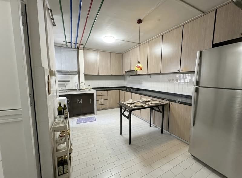 175 Yishun Avenue 7, 175 Yishun Avenue 7, 4 Bedrooms, 1,119 sqft, HDB Flat For Sale, by Dominik Chow, 500168190 - Kitchen - PropertyGuru.com.sg