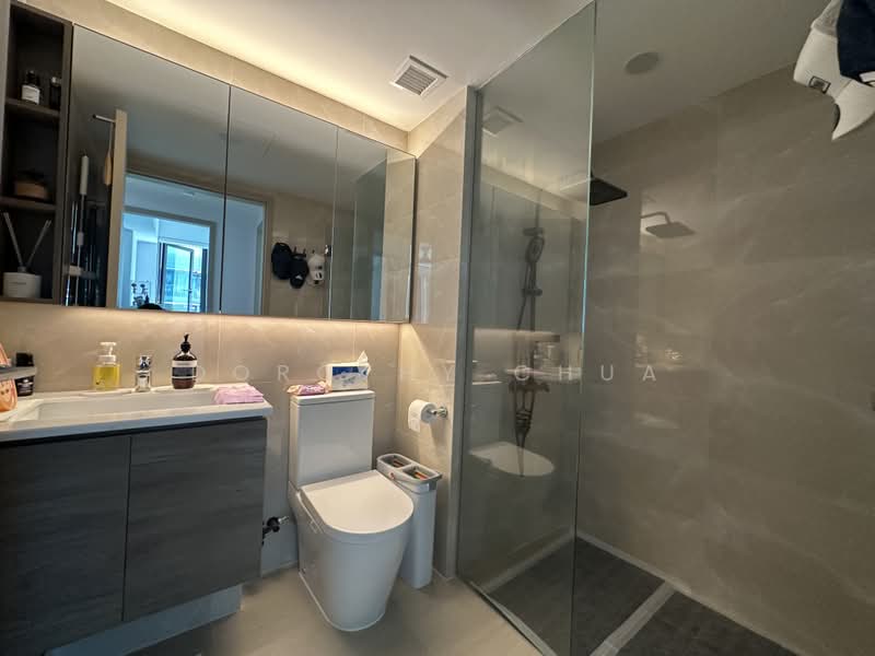 Treasure at Tampines, 55 Tampines Lane, 2 Bedrooms, 678 sqft, Condominium For Rent, by Dorothy Chua, 500168194 - Bathroom - PropertyGuru.com.sg