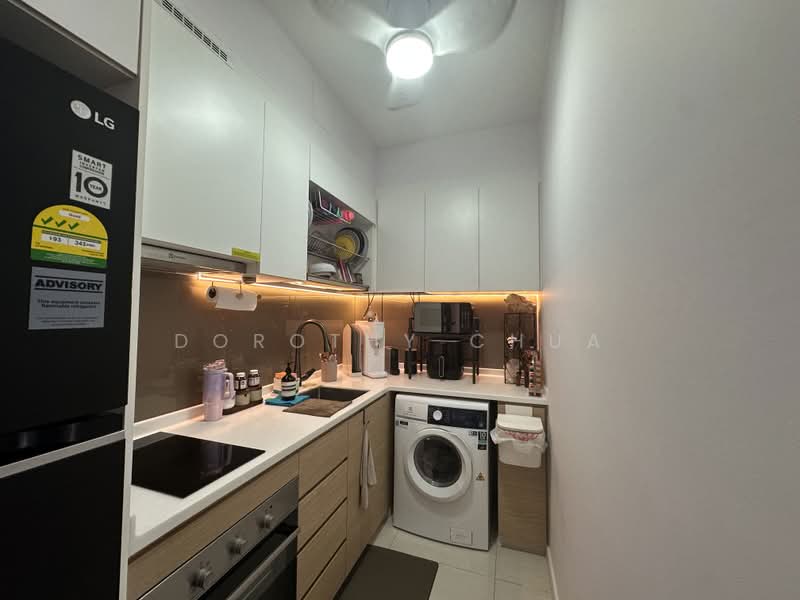 Treasure at Tampines, 55 Tampines Lane, 2 Bedrooms, 678 sqft, Condominium For Rent, by Dorothy Chua, 500168194 - Kitchen - PropertyGuru.com.sg