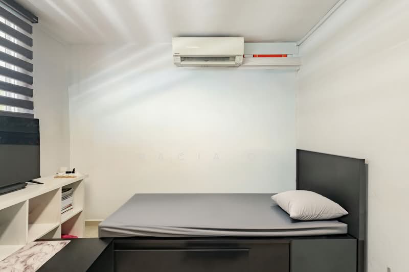 510 Bukit Batok Street 52, 510 Bukit Batok Street 52, 3 Bedrooms, 904 sqft, HDB Flat For Sale, by Gracia Ow, 500168197 - Bedroom - PropertyGuru.com.sg