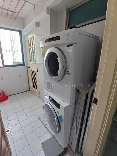 Emerald Park, 2 Indus Road, Room Rental, 120 sqft, Condominium For Rent, by Steve Voon, 500168212 - Balcony - PropertyGuru.com.sg