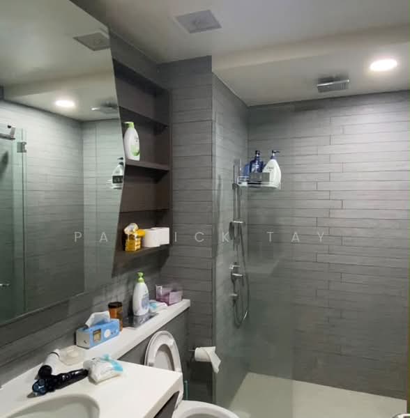 V on Shenton, 5 Shenton Way, Studio, 452 sqft, Condominium For Sale, by Patrick Tay, 500168215 - Bathroom - PropertyGuru.com.sg