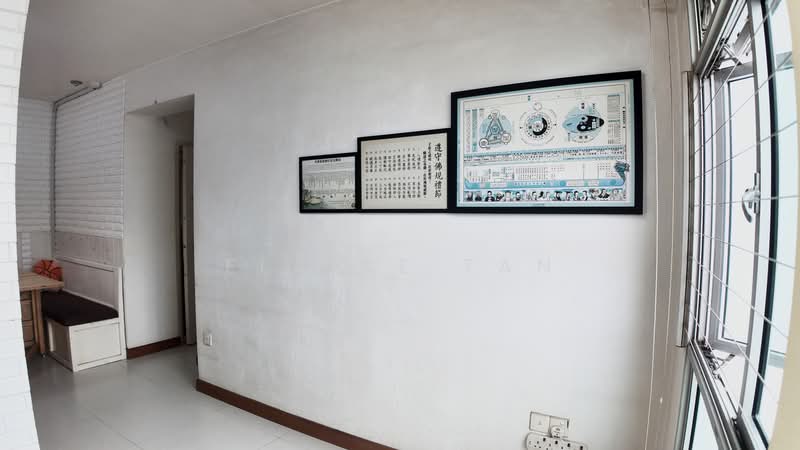 453C Fernvale Road, 453C Fernvale Road, 3 Bedrooms, 990 sqft, HDB Flat For Sale, by Elaine Tan, 500168223 - Living room - PropertyGuru.com.sg