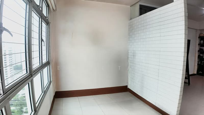 453C Fernvale Road, 453C Fernvale Road, 3 Bedrooms, 990 sqft, HDB Flat For Sale, by Elaine Tan, 500168223 - Living room / study rooom - PropertyGuru.com.sg