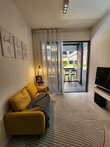 Rezi 24, 39 Lorong 24 Geylang, 1 Bedroom, 484 sqft, Apartment For Sale, by Joy Toh, 500168232 - Living Room - PropertyGuru.com.sg