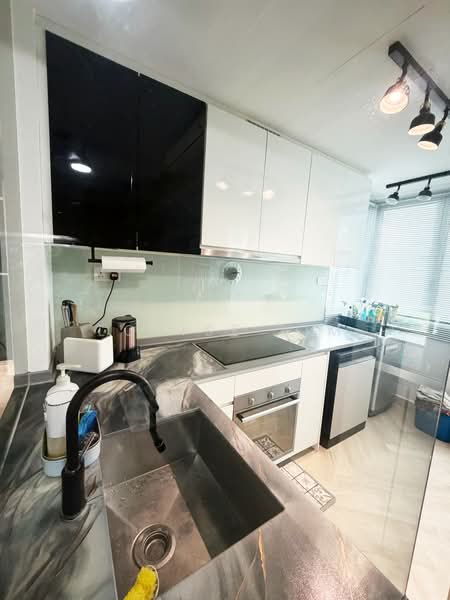 Euhabitat, 190 Jalan Eunos, 2 Bedrooms, 1,012 sqft, Condominium For Sale, by Louise Lim, 500168241 - Kitchen - PropertyGuru.com.sg