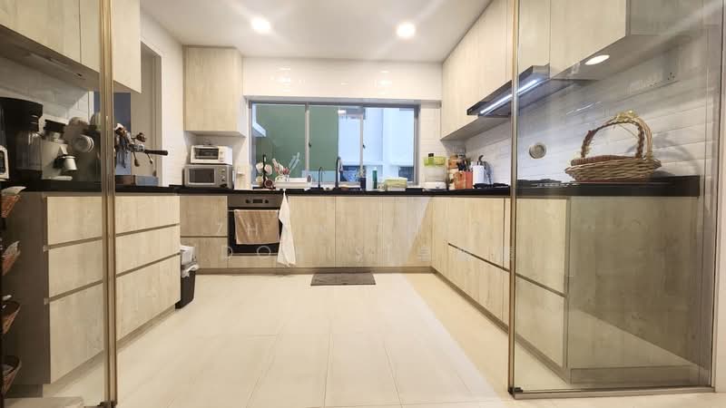 Braddell View, 10F Braddell Hill, 3 Bedrooms, 1,701 sqft, Apartment For Sale, by Zhen Zhen (Doris)卓嫃臻, 500168242 - Kitchen - PropertyGuru.com.sg