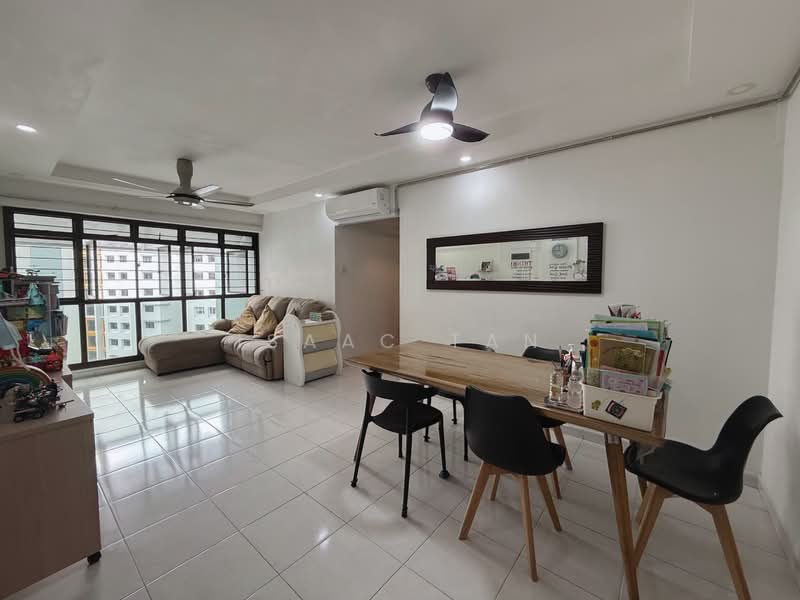 309C Anchorvale Road, 309C Anchorvale Road, 3 Bedrooms, 93 sqft, HDB Flat For Sale, by Isaac Tan, 500168248 - Living Room - PropertyGuru.com.sg