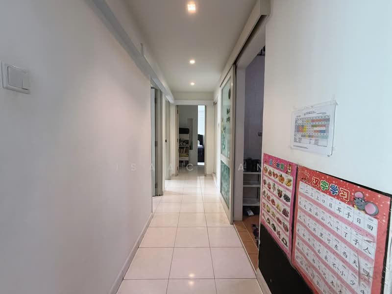 309C Anchorvale Road, 309C Anchorvale Road, 3 Bedrooms, 93 sqft, HDB Flat For Sale, by Isaac Tan, 500168248 - Corridor - PropertyGuru.com.sg