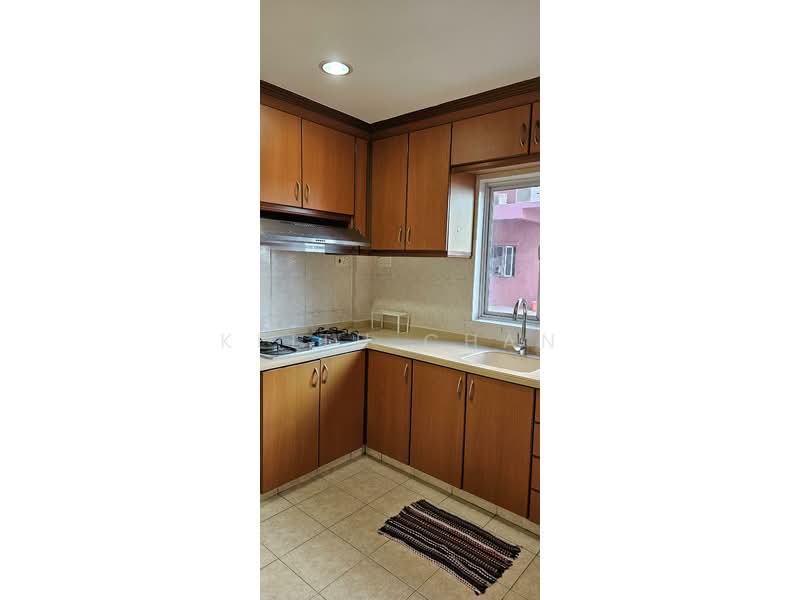 Sunflower Residence, 45 Lorong 32 Geylang, 3 Bedrooms, 1,012 sqft, Apartment For Rent, by Keith Chan, 500168249 - Kitchen - PropertyGuru.com.sg