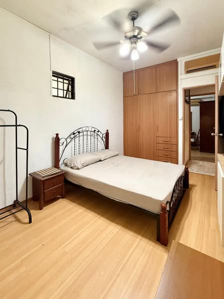 325 Sembawang Crescent, 325 Sembawang Crescent, 3 Bedrooms, 1,302 sqft, HDB Flat For Sale, by KangLing Beh, 500168250 - Bedroom - PropertyGuru.com.sg